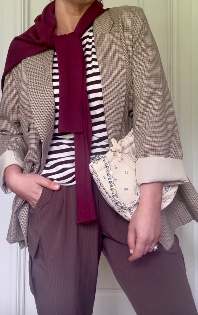 The Bucket Bag Beige