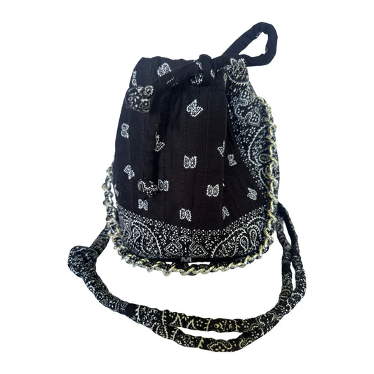 The Bucket Bag Black