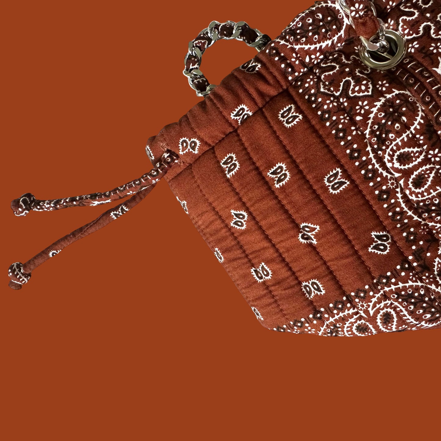 The Bucket Bag Brown