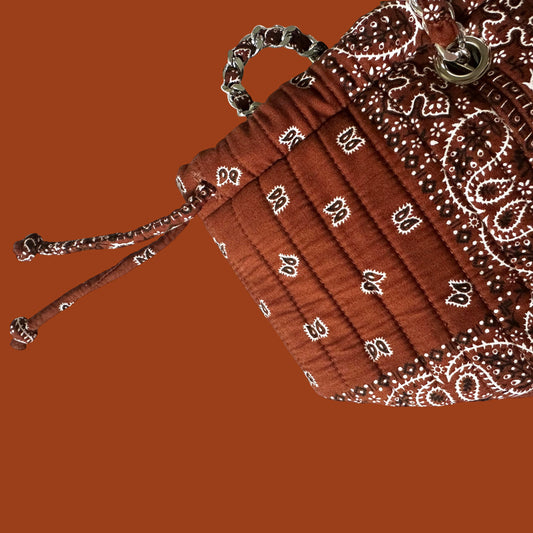 The Bucket Bag Brown