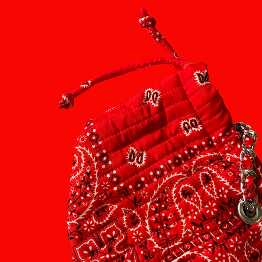 The Bucket Bag Red