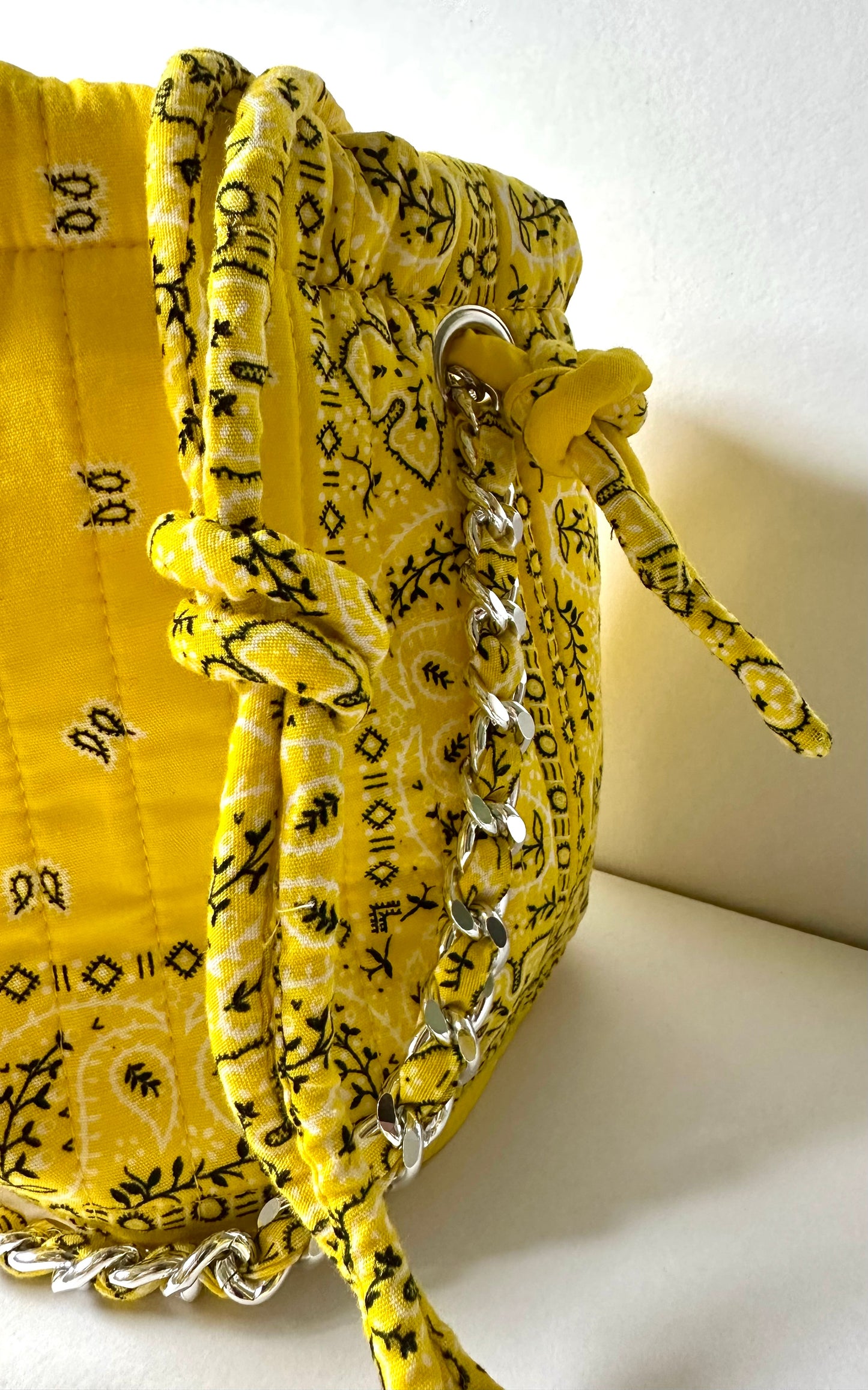 The Bucket Bag Yellow